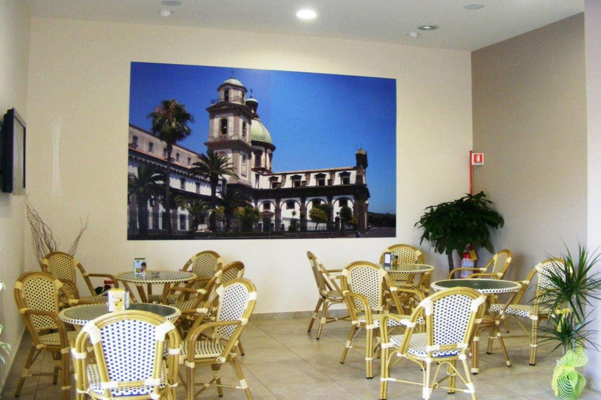 Hotel La Casa Del Pellegrino SantʼAnastasia Exteriér fotografie